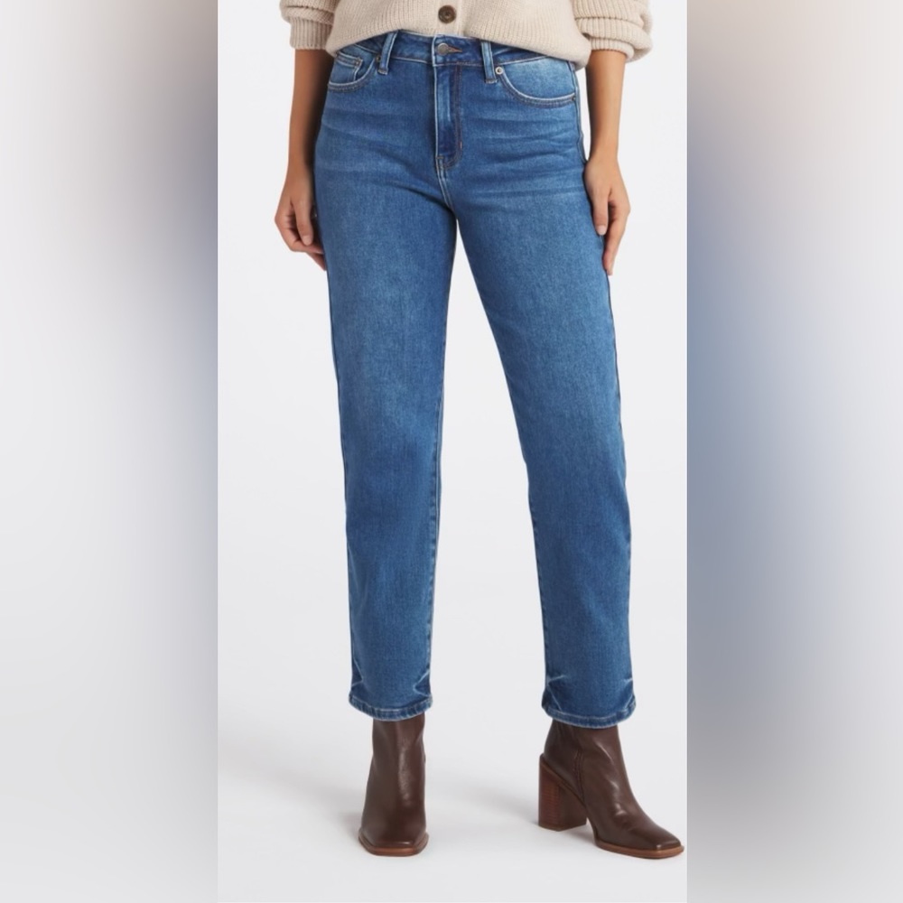 LIKE NEW Just USA High Rise Straight Jean